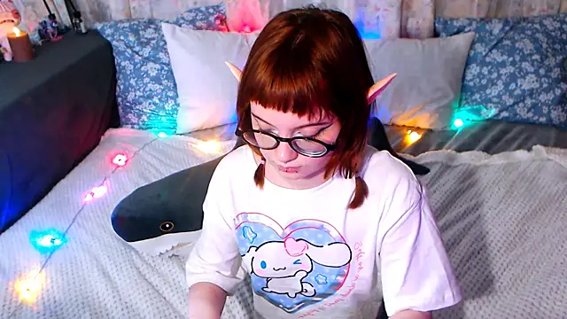 RinaMay18 Adlı Modelin Canlı XXX Sohbeti