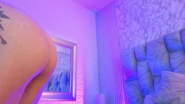 ScarlettNyx Webcam Show