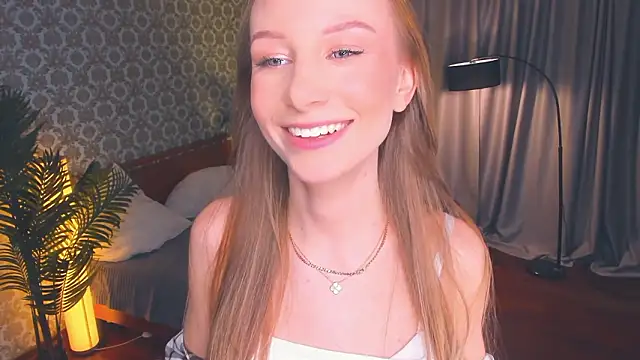 CarmenLipkinn Live XXX chat