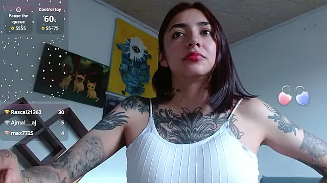 Chat +18 de ZoeBakers_ ao vivo