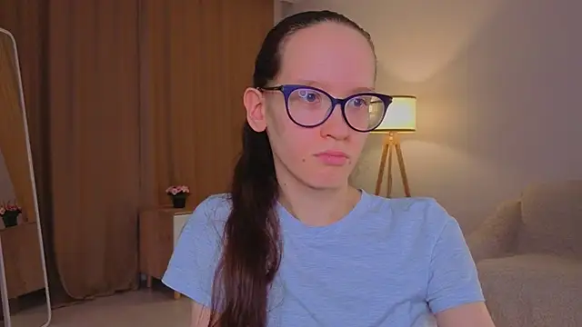 Онлайн чат XXX BettyBrowni