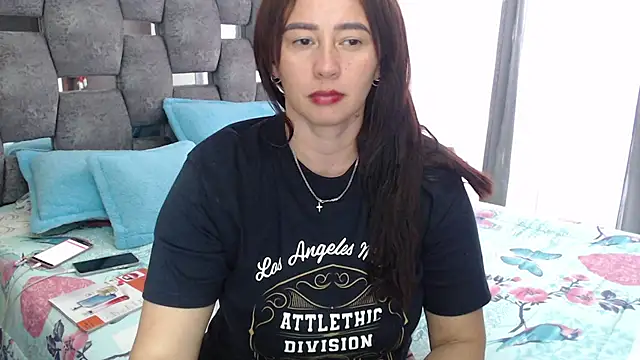 sara_hott_1: онлайн-секс-чат