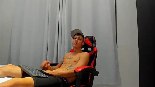 Вебкам-шоу Ethan_Wolfe