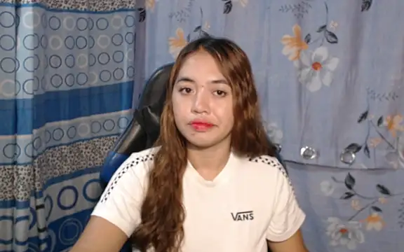 urlover_mae26 Pertunjukan Webcam
