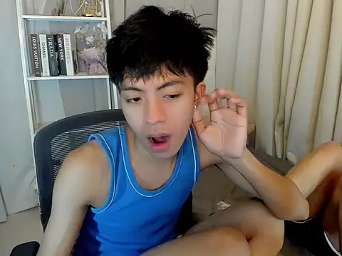 Chat +18 de davincihugecock ao vivo