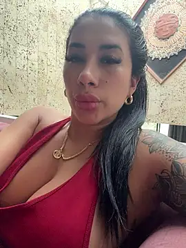 Show Webcam de kiim_taaylor