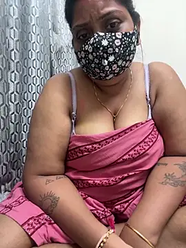 MarathiMILF live XXX chat