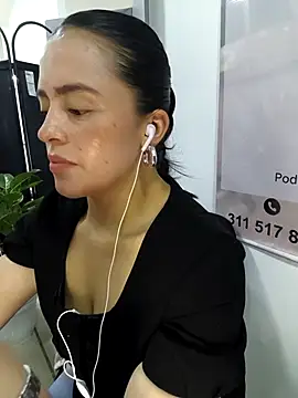 ALEJA__22 Live XXX-Chat