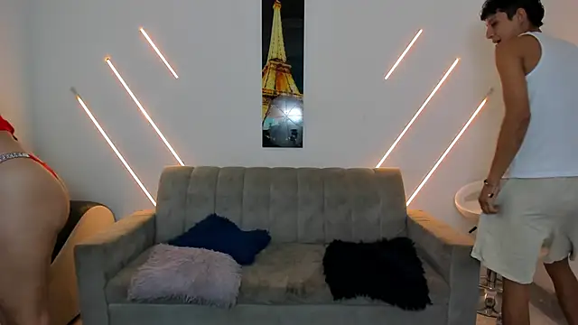 brutal_revolution Show Webcam