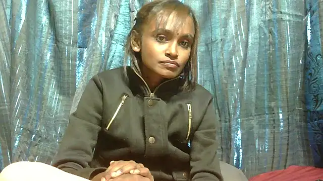 SassyXindian live XXX chat