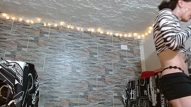 alurba666's Live XXX Chat