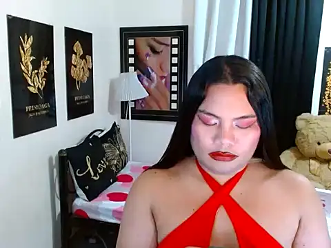 TSbrianaHugeCock – Kamerová šou