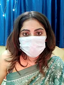 Živý XXX chat NEERU-STRIP