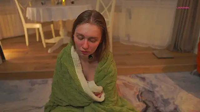 SharaNewbern – Naživo XXX chat