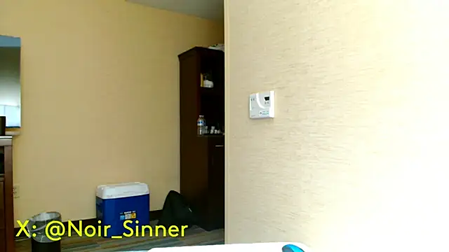 แชท XXX สดของ sinnernoir