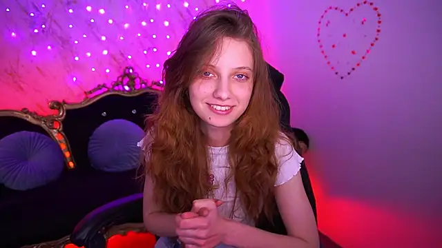 Онлайн чат XXX CuteeFoxy