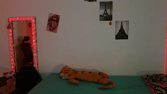 Czat XXX na żywo – Skinny__hott