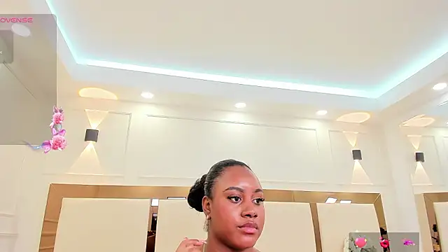 laia_fisher_ élő XXX-chatje