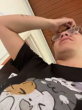 Živý XXX chat karlamorris_