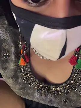 HeartQueen05のライブXXXチャット