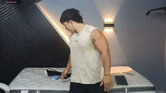 Horny_nick18のライブXXXチャット