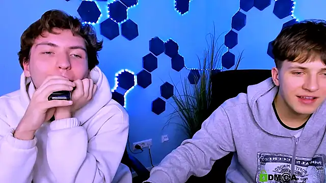 Chat XXX Live travis_wolf_