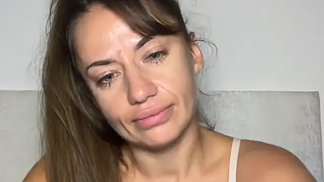 Roriann Chat XXX live