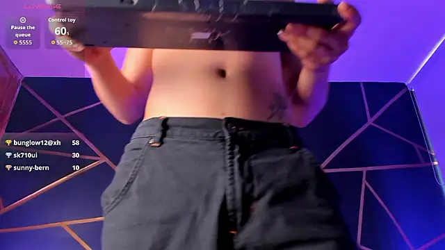 Lian_Miller1_ লাইভ XXX চ্যাট