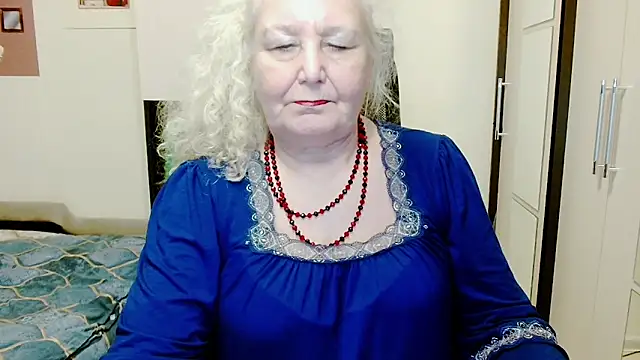 GrannyAlisan Webbikameraesitys