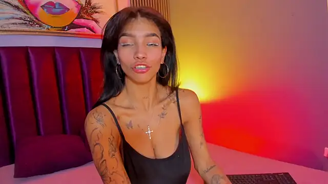 LauraAristizabal 即時 XXX 聊天