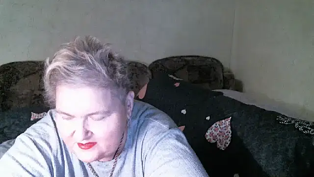 Lana555 লাইভ XXX চ্যাট