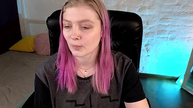 Kiki_shay's Live XXX Chat