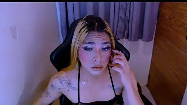 Chat XXX Live velvetviper06