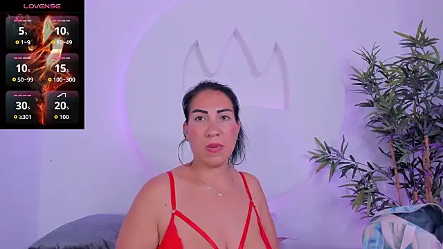 AmberJoyMilf: απευθείας συνομιλία ΧΧΧ