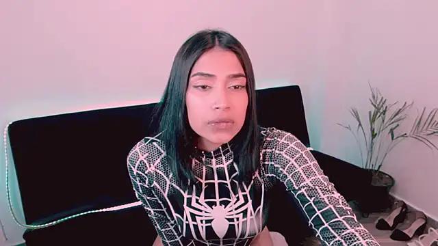 juliieta_liveee Chat XXX live