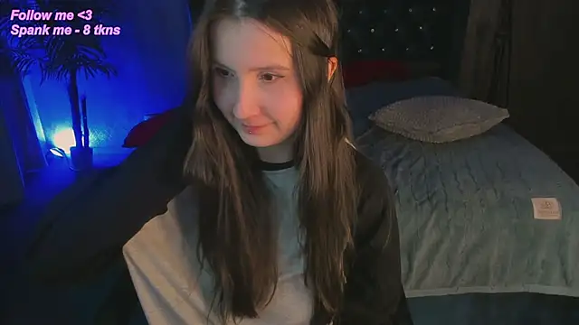 avrora_shy_ Chat XXX in diretta