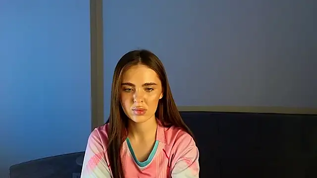 SheilaHigh: απευθείας συνομιλία ΧΧΧ