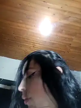 Zoebreastmilk2 Adlı Modelin Web Kamerası Şovu