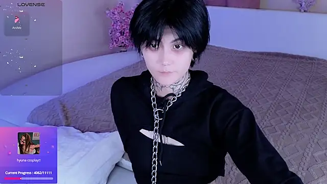 XXX chat uživo modela Ravens_Nest