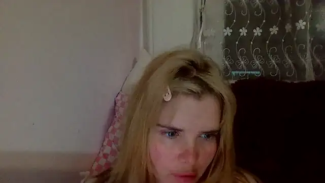 HornyElena – Live XXX-chat