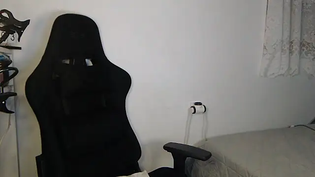 Chat XXX ao vivo de miss_Lia13