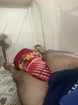 PIG_FUCKER_DADDYのライブXXXチャット