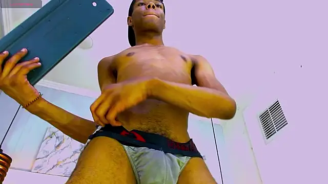 Вебкам-шоу Santiago_Ortiz_