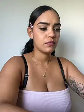 Živý XXX chat Sara-77