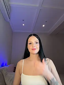 Evayra's Live XXX Chat