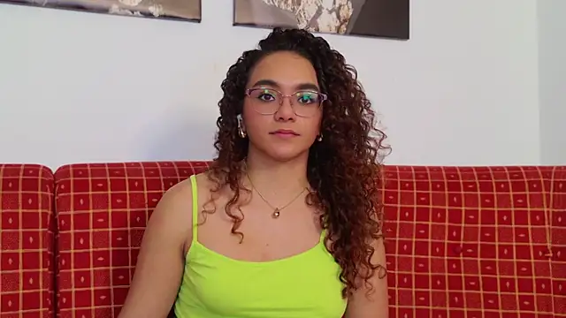 Taylor_Tina Live XXX-Chat