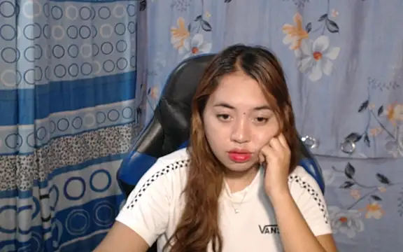 urlover_mae26 Chat XXX live