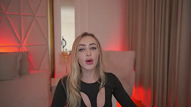 Chatroom XXX en direct de GraceCandy