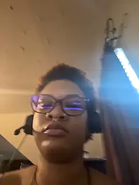 nickytheehawtie's Live XXX Chat