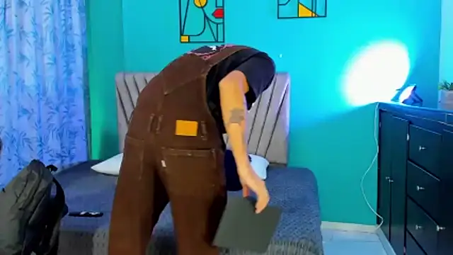 Živý XXX chat Maikol_Ortiz